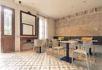 Unic - Turisme d'Interior - bar