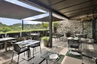 Hotel Joyet de Maubec - breakfast