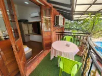 Red Stone Resort Hotels in Ambepur
