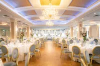 Cork's Vienna Woods Hotel & Villa's Hotels in Cobh