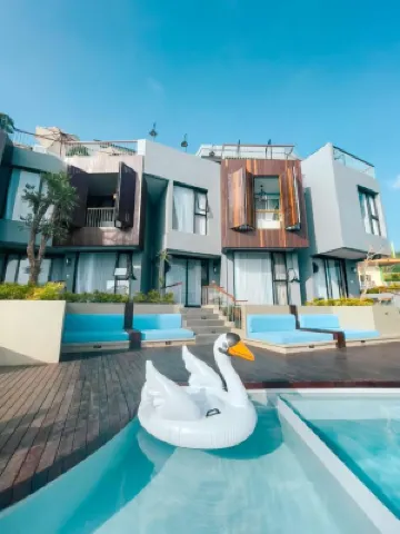 The Svasana Villa's Hotels in 