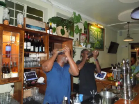 Foools Inn - Trendy Units Available in the Heart of Sea Point!