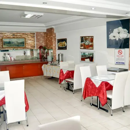 Yunus Hotel