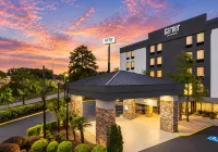 Garner Hotel AUGUSTA WEST by IHG - Hot Tub