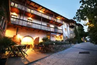 Dvor Apartments and Rooms - Wifi