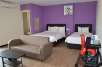 Riverview Hotel Hotels in Bahau