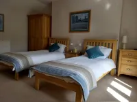 The Old Rectory Bed and Breakfast Hotel dekat Corwen Parish Church of St Mael and St Sulien