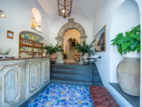 ホテル カーサ アルベルティーナ ポジターノのホテル