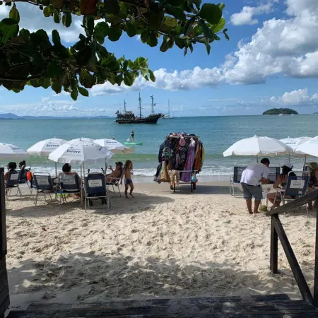 Jurerê Beach Village - Flat na Praia