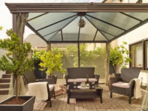 Gästehaus Alexanderhof Hoteles en Leiwen