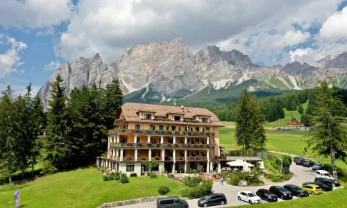 Boutique Hotel Villa Blu Cortina D'Ampezzo