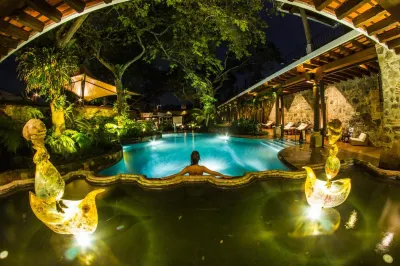 Hotel Museo Spa Casa Santo Domingo Hotel dekat Antigua Guatemala Central Park