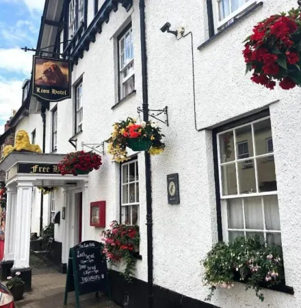 Lion Hotel Dulverton Отели в г. Витипул энд Хокридж