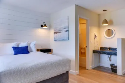 The ShoreHouse