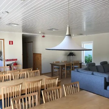 Halens Camping Och Stugby Отели в г. Улувстрём