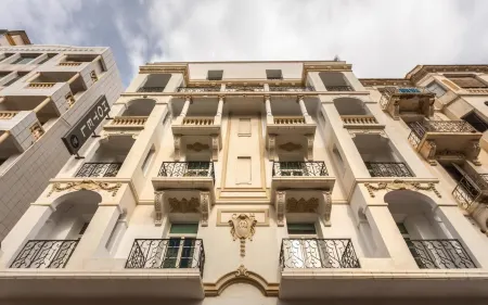 Hotel Carlton
