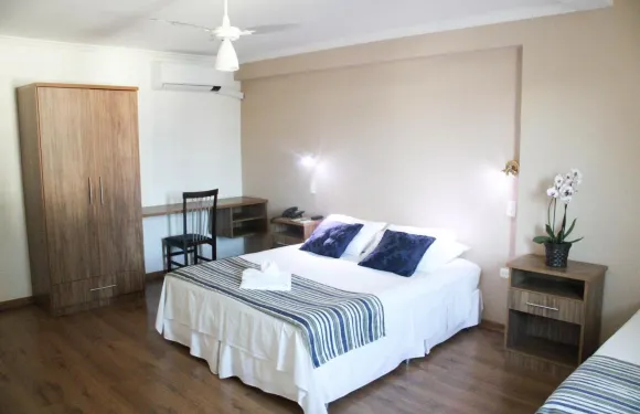 阿瓜維塔士酒店