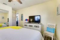 Siesta Key Dream Inn Vacation Rental Near Village! - parking