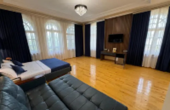 沙庫裏旅館 酒店