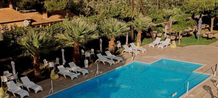 La Terra Nostra Hotels in Corinthia
