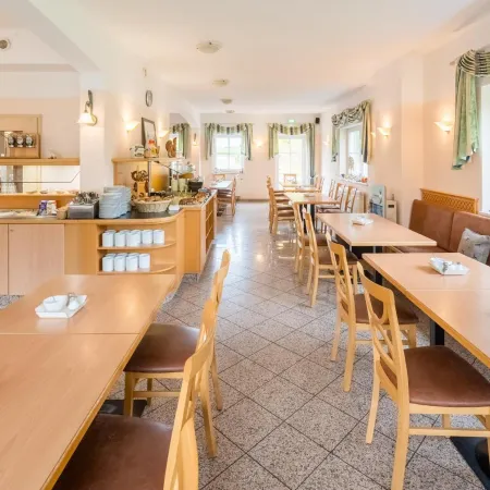 Hotel Nummerhof Отели в г. Эрдинг