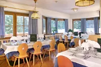 Hotel Villetta Maria Cottage Hotels in Canazei