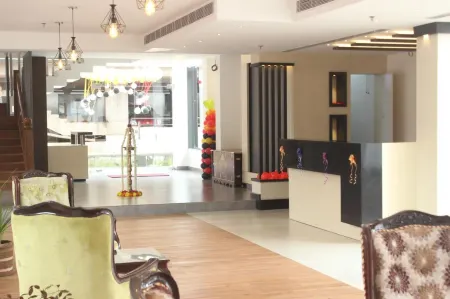 The Hotel Canoe Отели рядом с достопримечательностью «Cannanore Lighthouse»