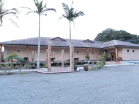 Sunny Spot Hotels in Minamitane