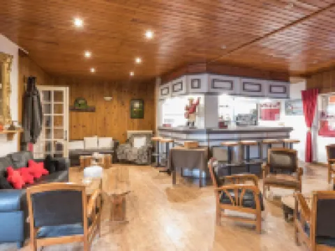 Hotel l'Ecureuil Hotels in Auron