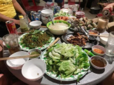 Homestay Loan Anh Hotels in Ly Son