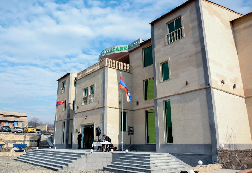 Gayane Hotel - Housity