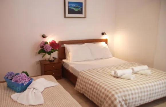 卡斯塔尼亞一室公寓旅館