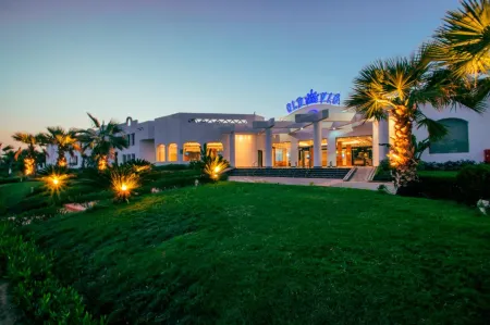 Old Vic Sharm Resort Отели в г. Qesm Sharm Ash Sheikh