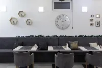 Garni Hotel 11Tica DM Hotels in Čenej