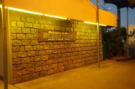 Bluestone Motor Inn