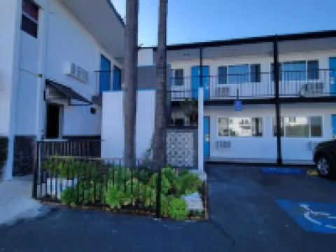 洛杉磯聖佩德羅港口的客人港灣旅館 聖佩德羅酒店