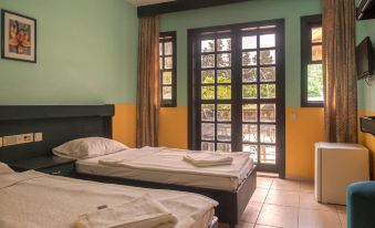 Ares Dream Hotel
