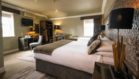 Castle Hotel Macroom