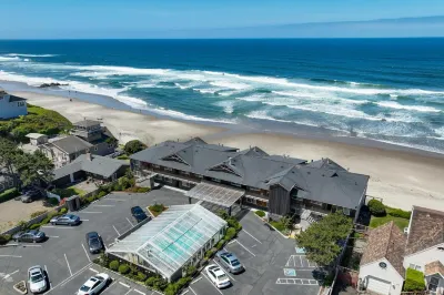 Pelican Shores Inn