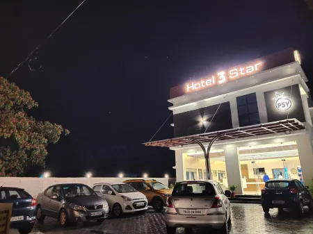 Hotel Psy Отели рядом с достопримечательностью «Блэк Тандер»