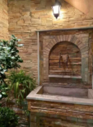Oasis Garden Apartment