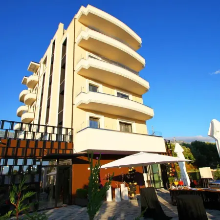 A&G Hotel