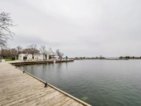 Maples Motel Hotels in Orillia