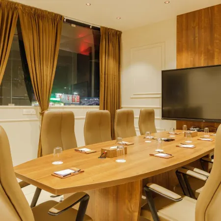 Olwen Suites