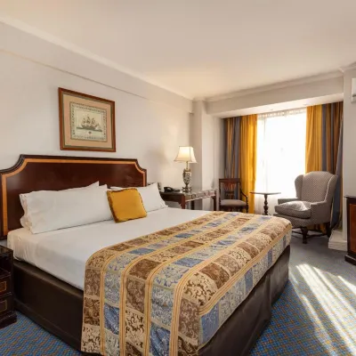 Park Plaza Santiago Hotels near Sky Costanera