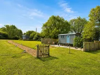 St. Kew Shepherd Huts Hotels in Bodmin