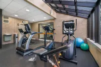 Best Western Plus InnTowner Madison - Gym