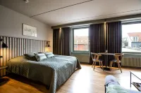 Hotel Britannia Hotel dekat Skads Kirke