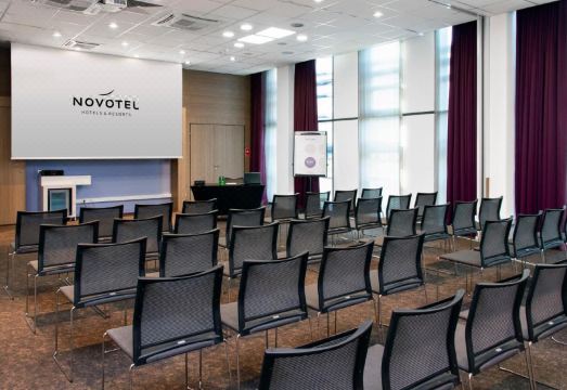 노보텔 우지 센트럼