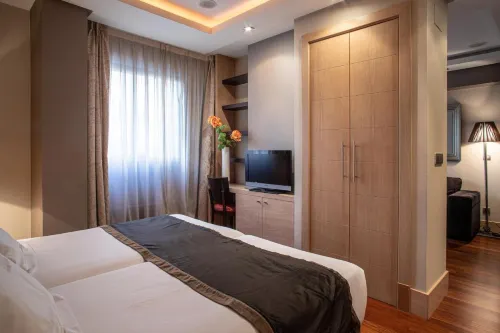 Washington Parquesol Suites & Hotel
